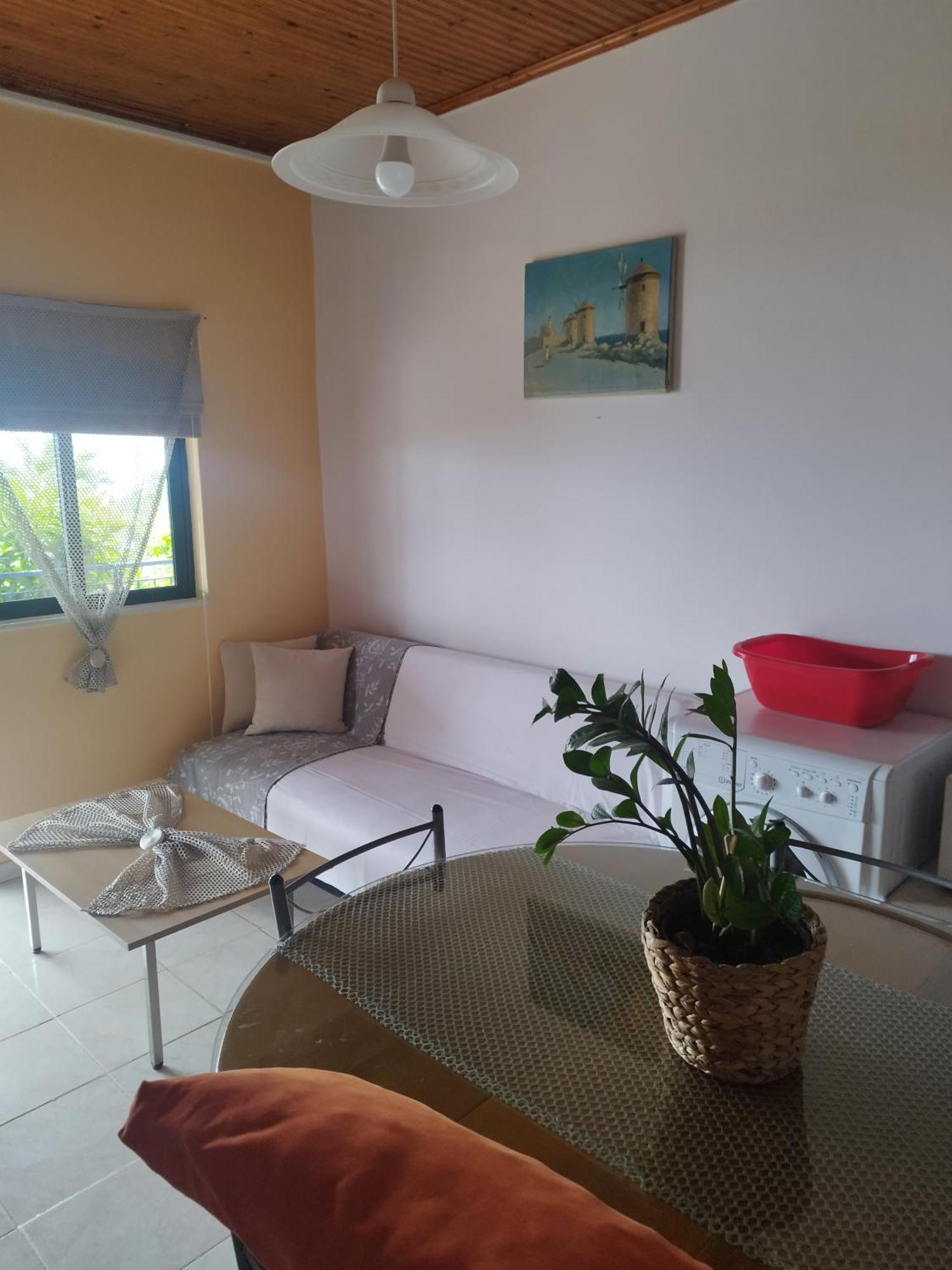 Takis Haikos House Two Minutes Walk To The Beach Peroulia Vounária Exteriör bild