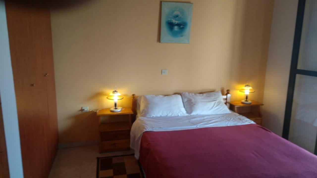 Takis Haikos House Two Minutes Walk To The Beach Peroulia Vounária Exteriör bild
